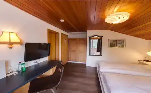 The Larix Ski-In Ski-Out - 42