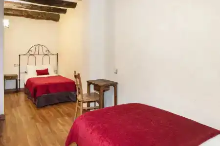 Apartaments Els Llacs - 0