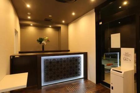 Ninestates Hakata - 123