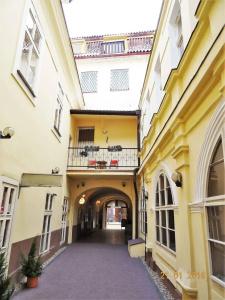 U dvou zlatých klíčů - 36