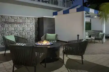 Hilton Garden Inn Miami Brickell South - 23