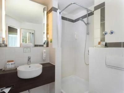 Holiday Inn Frankfurt Airport - Neu-Isenburg, An Ihg - 79
