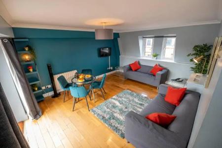 Drury Court - 73