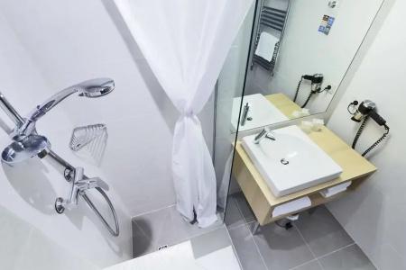 Kyriad Paris 18 - Porte de Clignancourt - Montmartre - 49