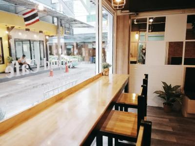 White House Hostel - 14