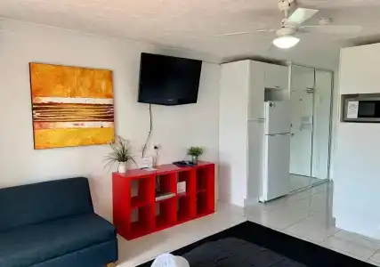 Outrigger Burleigh - 192