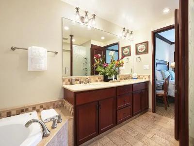 Waipouli Beach and Spa Kauai by Outrigger - 516