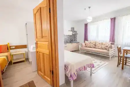Sahika Konukevi - 127