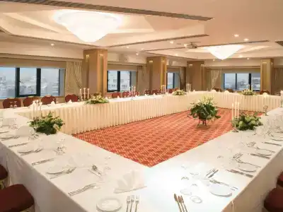 Mövenpick Izmir - 19