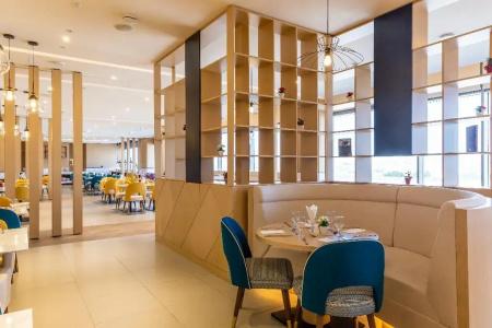 Premier Inn Dubai Dragon Mart - 19