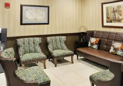 Pointe Plaza - 12