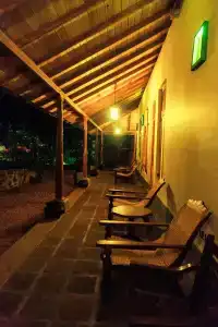 Lali - 10