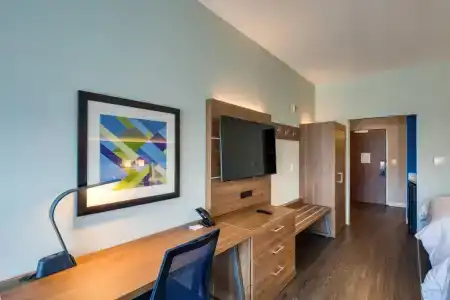 Holiday Inn Express & Suites - Charlotte - South End, An Ihg - 86