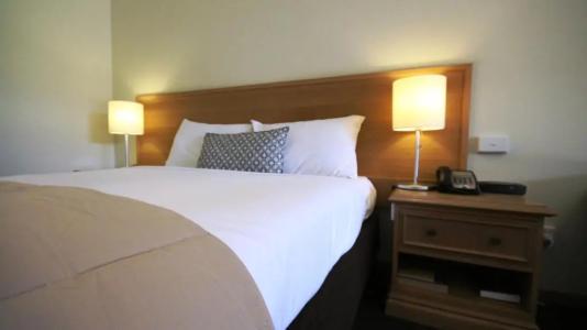 Bell Tower Inn - 31
