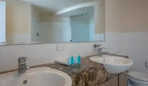 Broadbeach Savannah - 8