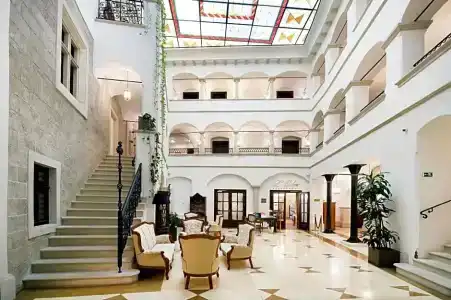 Arcadia Boutique - 30