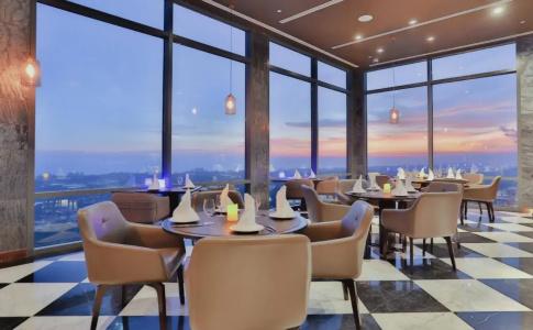Holiday Inn & Suites Rayong City Centre, An Ihg - 29