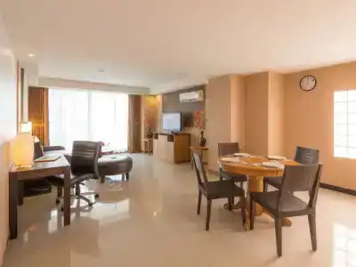 Dynasty Grande - 27