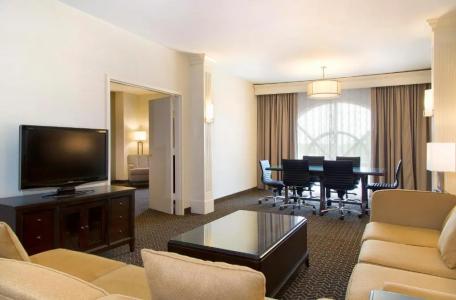 DoubleTree Suites by Hilton - 64