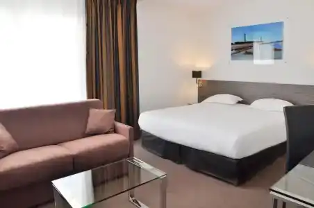 Golden Tulip La Baule - 77