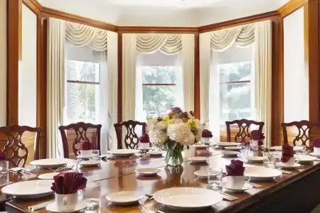 Hayes Mansion - 36