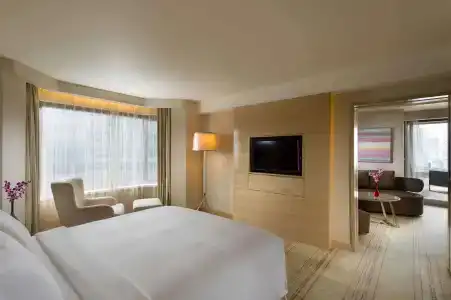 Doubletree By Hilton - 2
