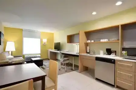 Home2 Suites By Hilton - 38