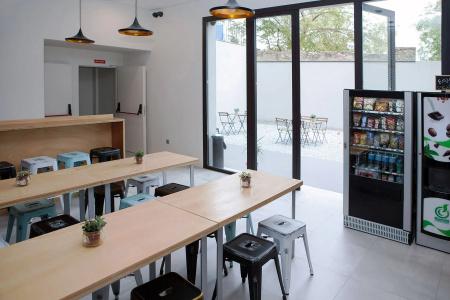 Meeting Point Hostels - 9