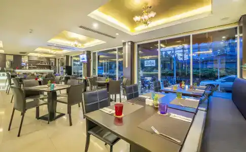 Qiu Sukhumvit - 22