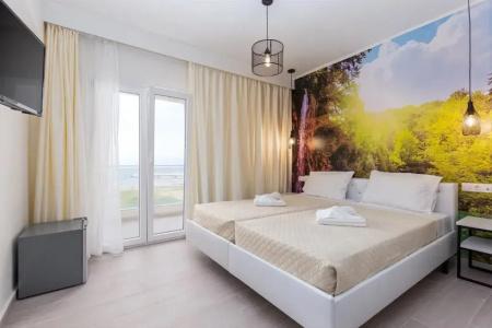 Aqua Luxury Suites - 2