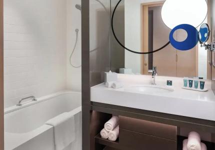 Novotel Gold District - 59