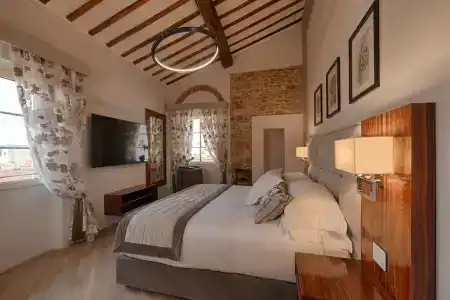 Donati Luxury Tower Suites - 135