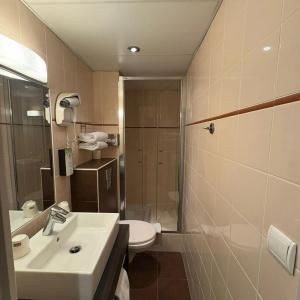 Kyriad Dijon Gare - 46