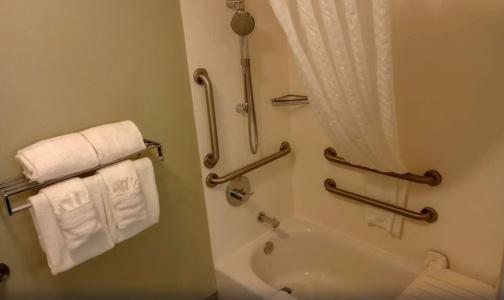 Country Inn & Suites by Radisson, International Airport, OR - 8