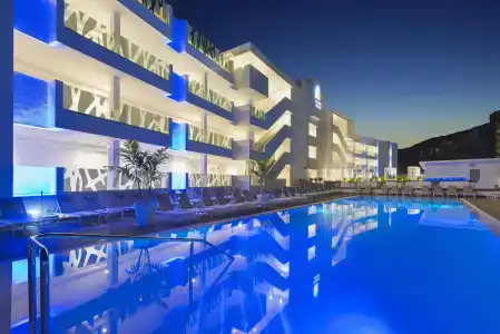 Atlantic Mirage Suites & Spa - 22
