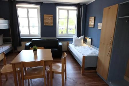Blue Doors Hostel Ktv - 44
