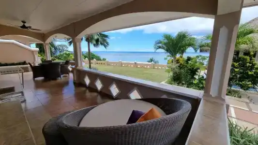 Au Fond De Mer View - 80