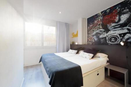 Free Hostels - 64
