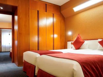 Mercure - 24