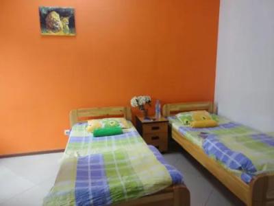 Amigo Hostel Almaty - 1