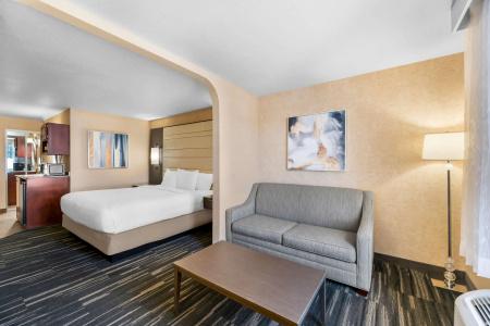 Best Western Plus Abbey Inn - 77