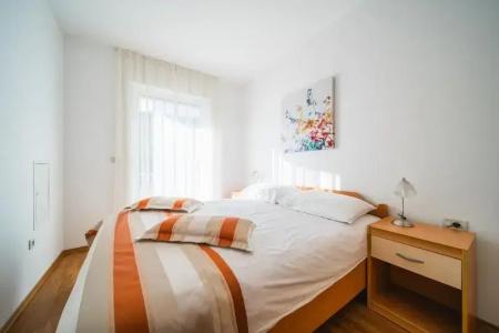 Pervanovo with Free Parking - 221