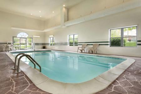 Country Inn & Suites by Radisson, East, KY - 8