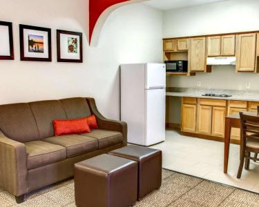 Comfort Suites South - 50