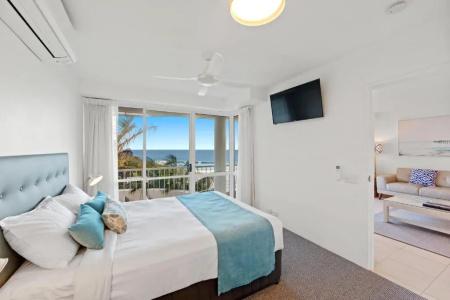 La Mer Sunshine Beachfront - 57
