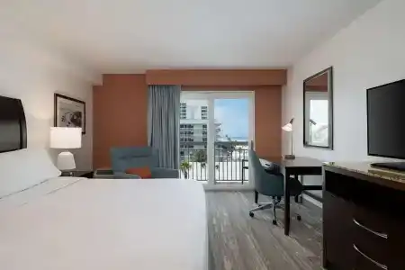 Hilton Garden Inn Oceanfront - 62