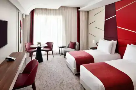 Mövenpick Downtown Dubai - 5