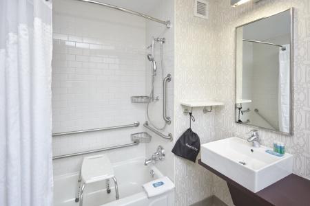 Cass - a Holiday Inn Express At Magnificent Mile, An Ihg Hotel - 16