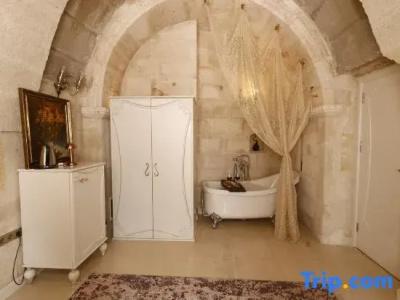 Anatelein Boutique Cave - 162