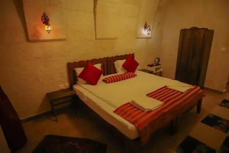 Heritage Cave Inn - 4